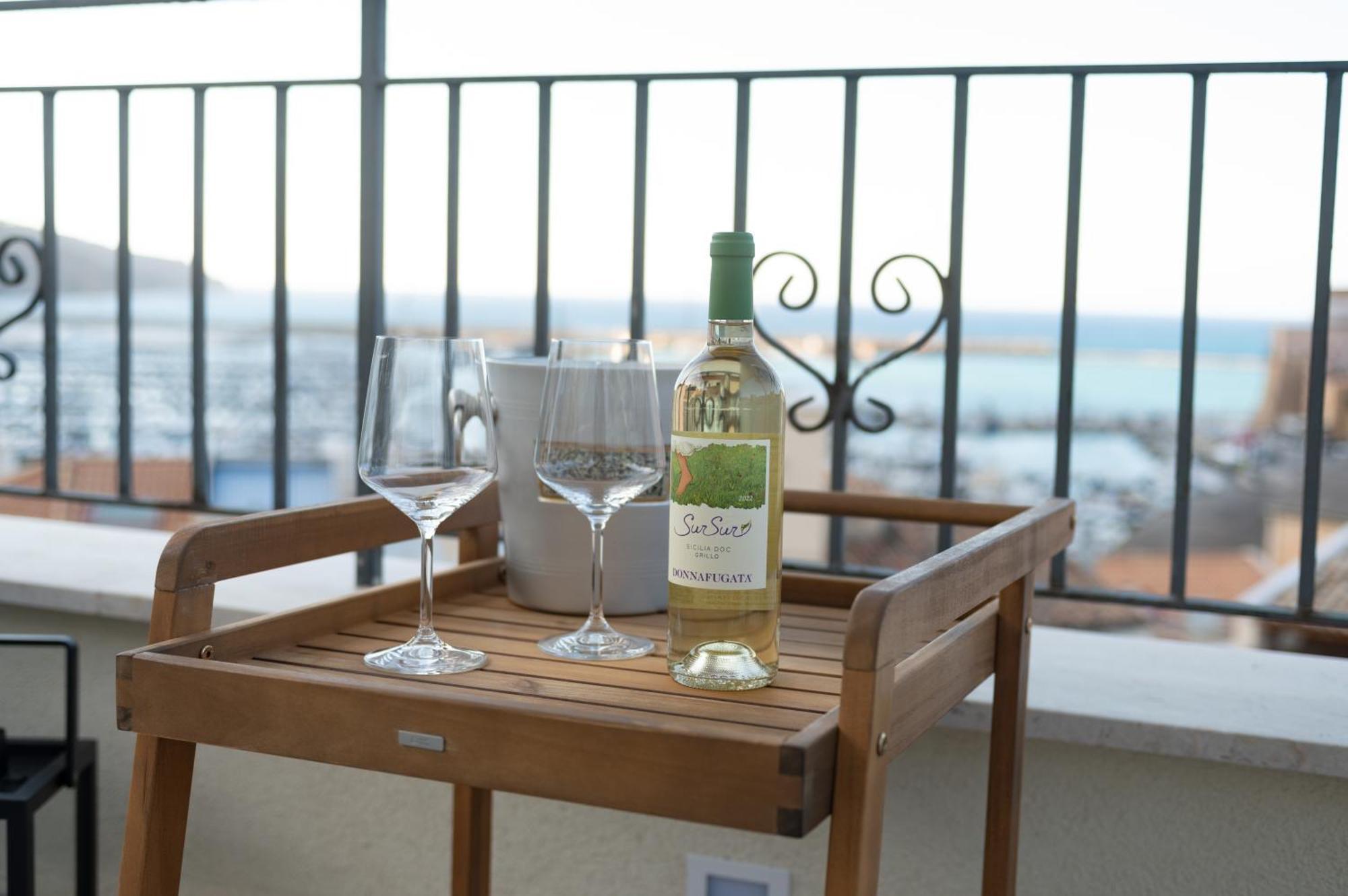 Casa Vacanze Marinaro カステッランマーレ・デル・ゴルフォ エクステリア 写真